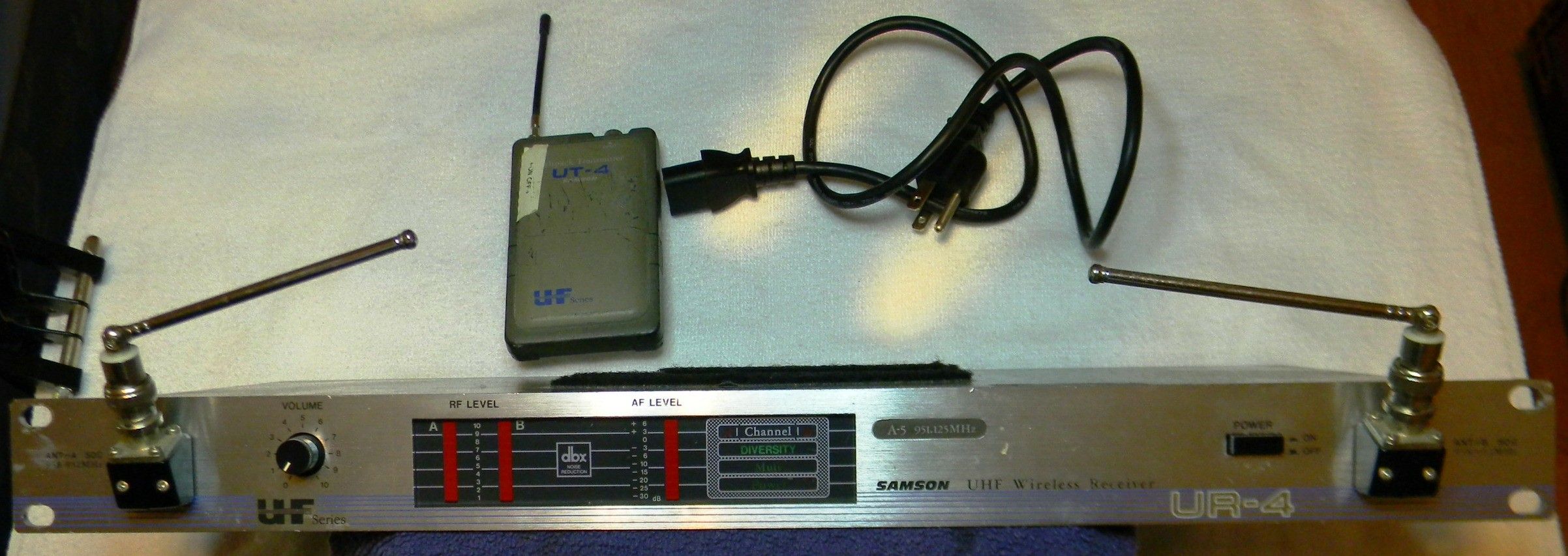 Samson UHF Wireless Receiver