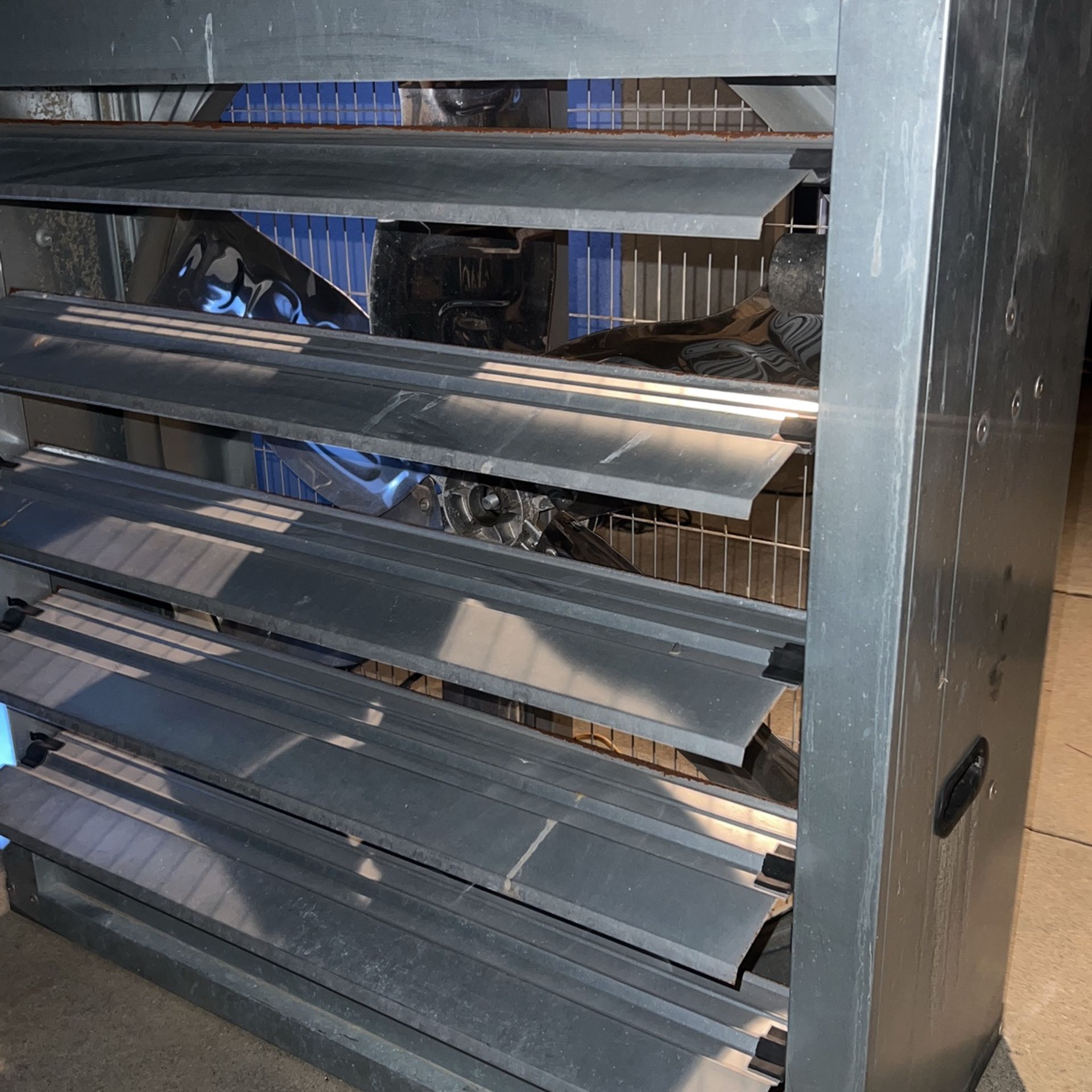 Industrial Fan4”/4”)size)good For Commercial Garage Or Office