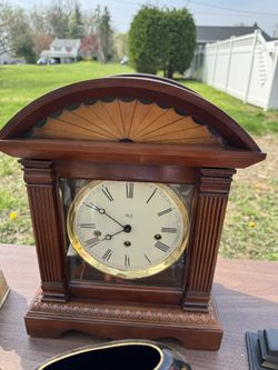 Mantle Clock