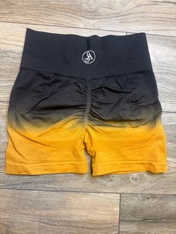 SA gym shorts small