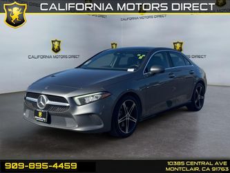 2022 Mercedes-Benz A 220