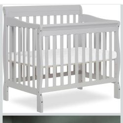 Dream On Me Aden, Mini cuna convertible 4 en 1