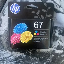 HP ink cartridge 67 tri-color