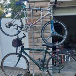 CUSTOM DIAMONDBACK  & CANNONDALE H300 28 " WHEELS 