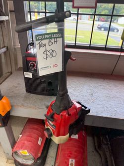 Troy-Bilt Gas String Trimmer / Weed Eater