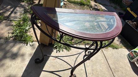 Entryway table