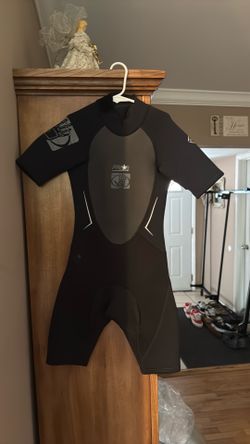 Wetsuit , kids size 8