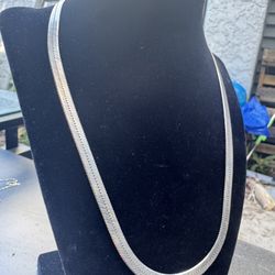 Italian Sterling Silver Herringbone Necklace – 23g – 925 – Flat Chain