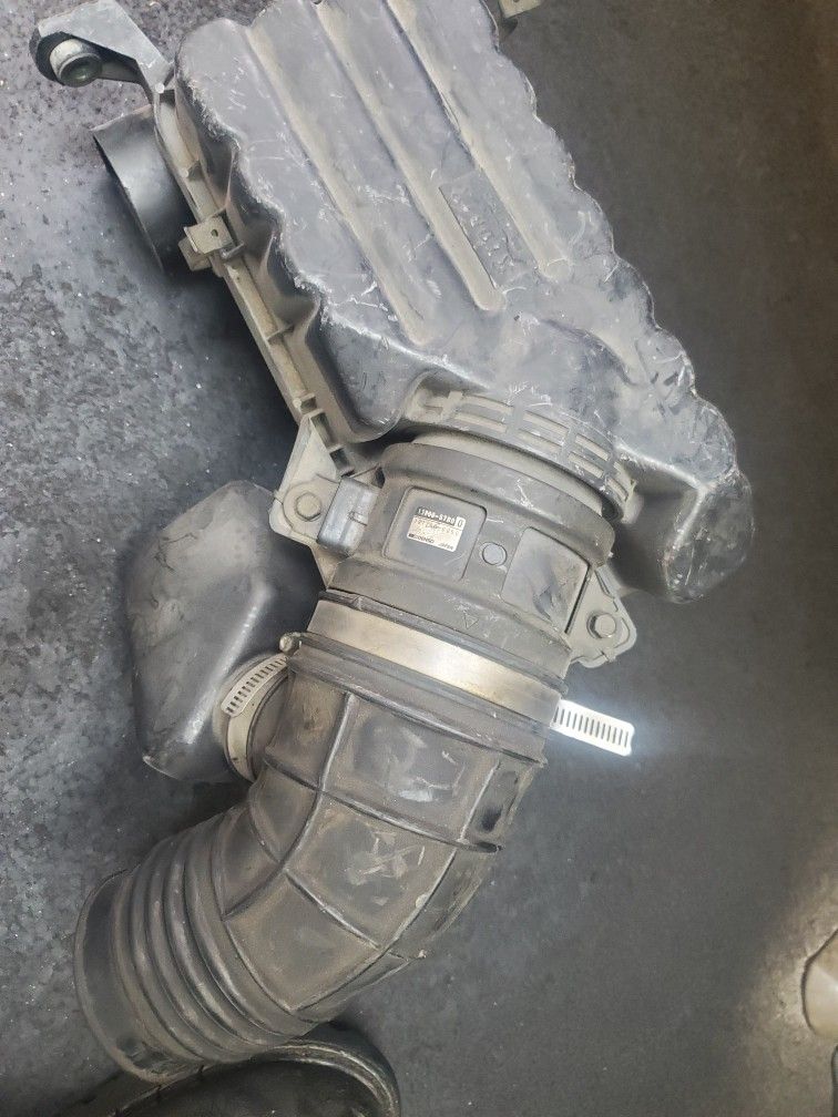 Suzuki Vitara Air Box With Air Flow
