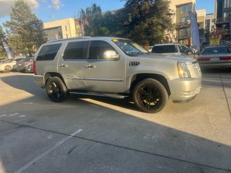 2012 Cadillac Escalade