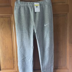 Nike Sweatpants: Grey