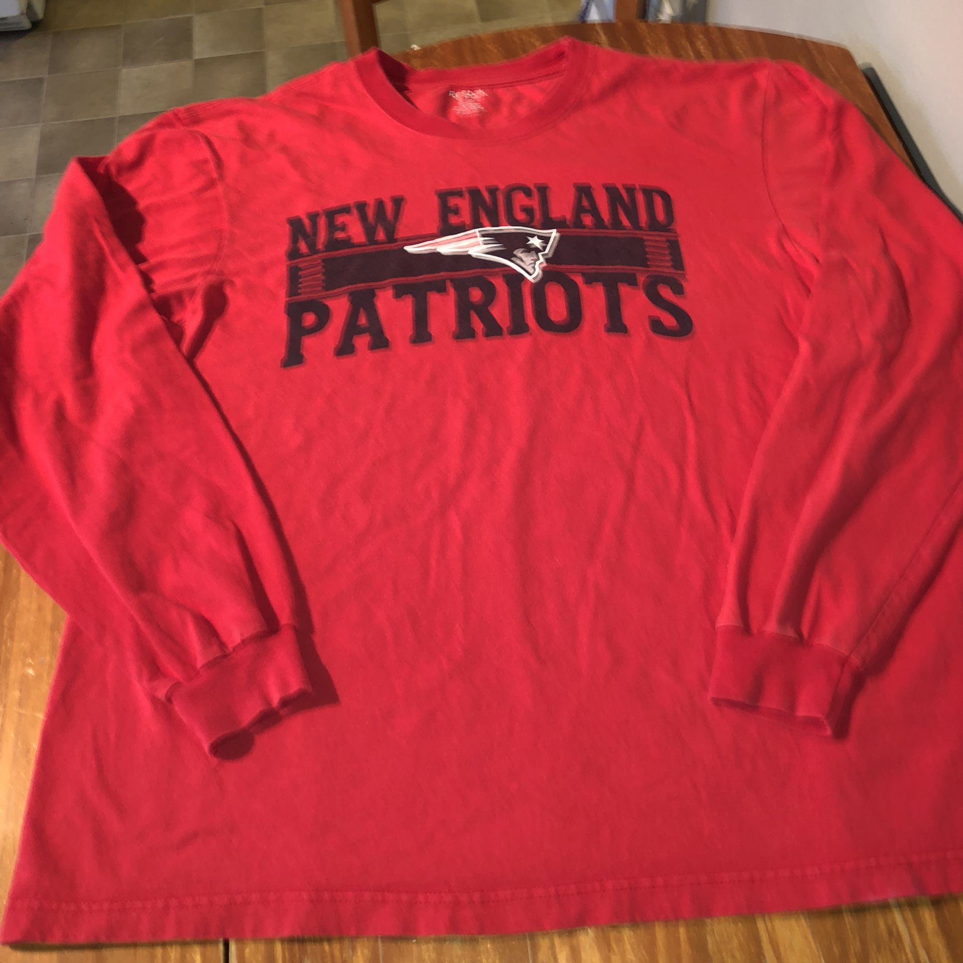 Mens Reebok Size XL New England Patriots Shirt
