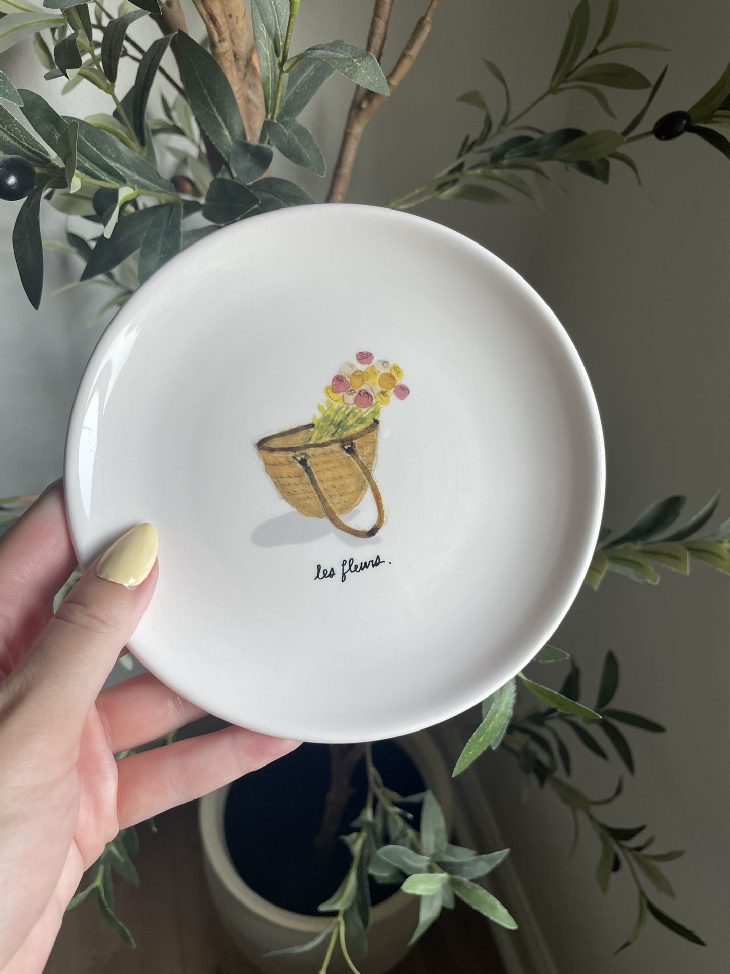 Les Fleurs Decorative Plate