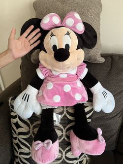 Jumbo Minnie Mouse Plush