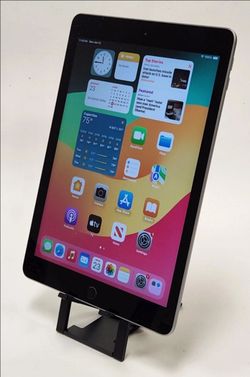 APPLE IPAD AIR LIKE NEW