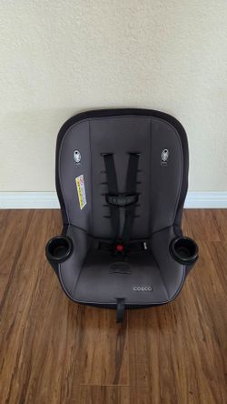 Like New Cosco Convertible Car Seat ( Price Firm!)