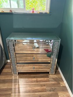 Mirror drawer