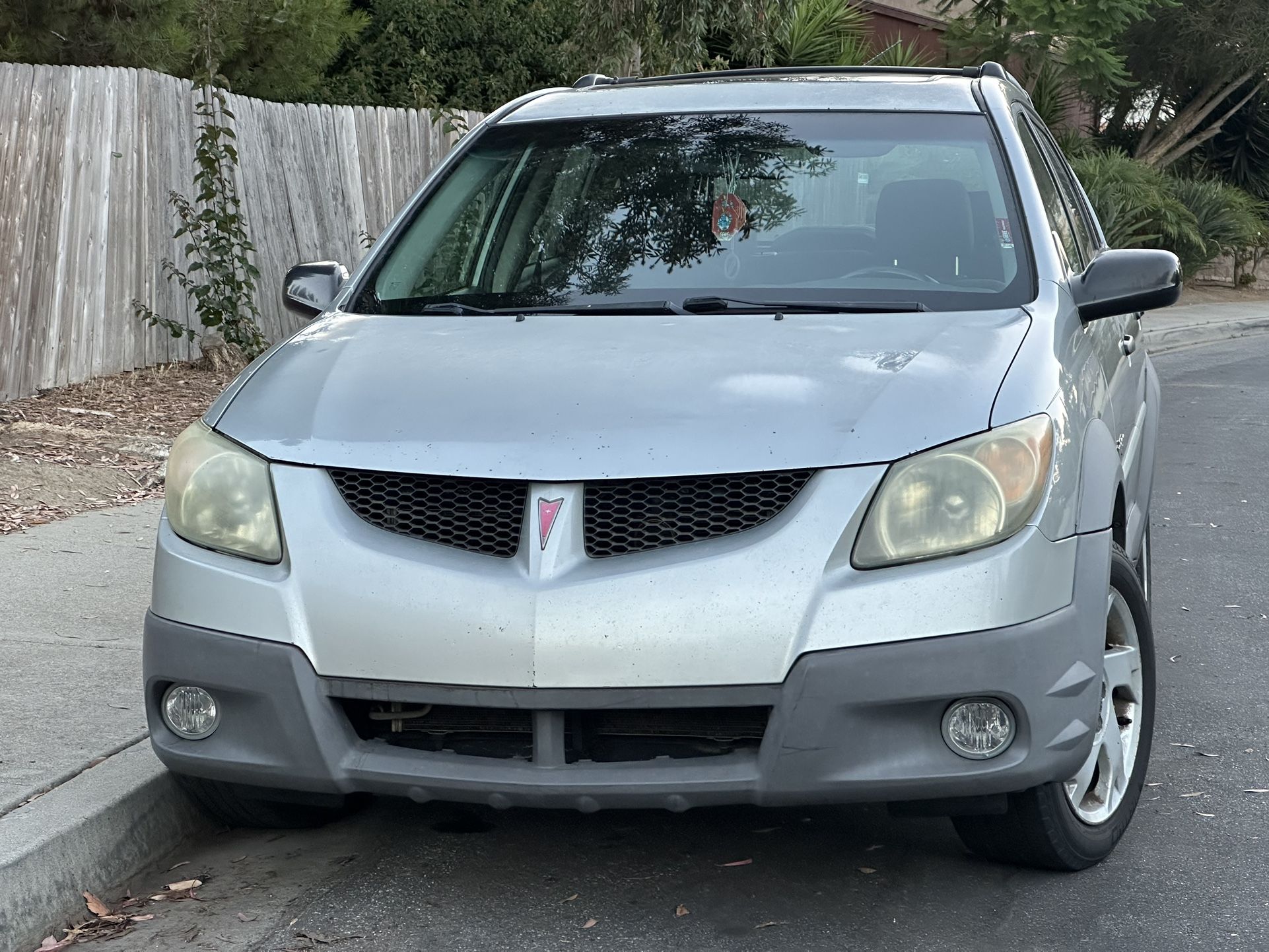 2003 Pontiac Vibe Hatchback