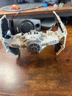 LEGO Star Wars TIE Advanced Starfighter