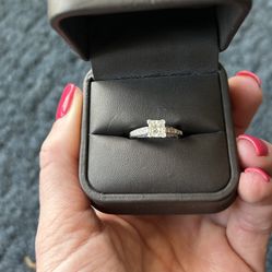 18K White Gold Wedding Set With Two Additional Diamond Bands
