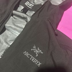 Arcteryx Men’s Hommes size S/p