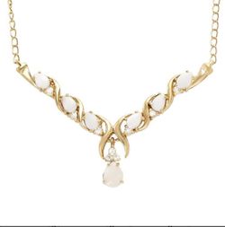 18kt Gold Opal & White Topaz Pendant Necklace 