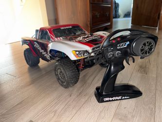 Traxxas slash 4x4 vxl