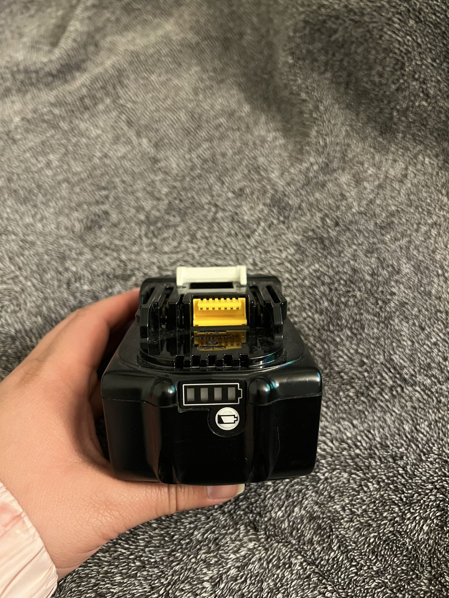18LXT Battery Pack 5.0 Ah With Fuel Guage 