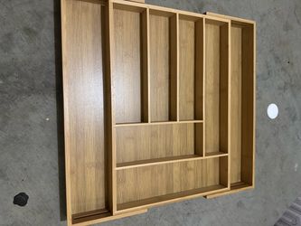 Cutlery organizer