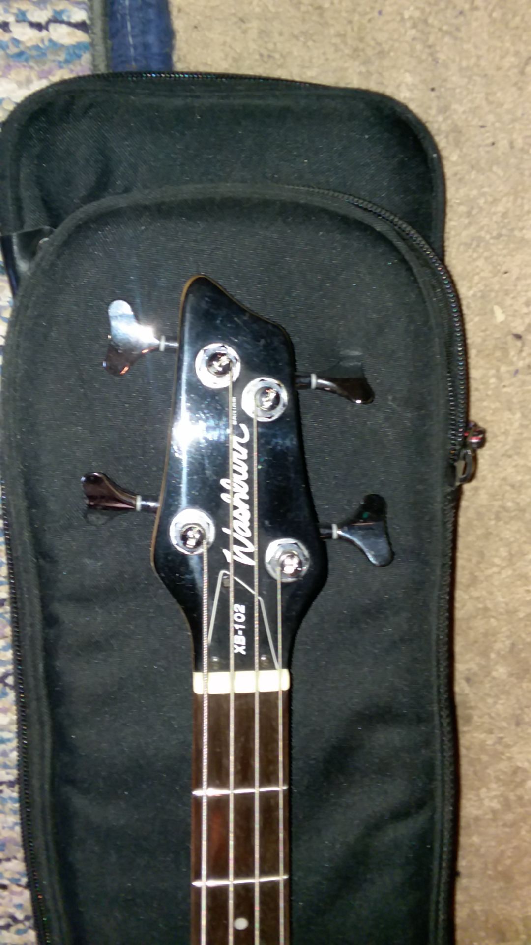 Very Good 'Washburn' bass guitar for Sale in Mesa, AZ OfferUp