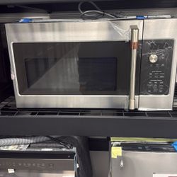 CAFÉ™ 2.1 Cu. Ft. Over-the-Range Microwave Oven