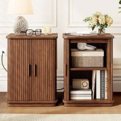 End Table with Charging Station, Square Side Table with Sliding Door & Storage, Mid-Century Modern Nightstand for Living Room, Bedroom, Walnut(1 Pc)