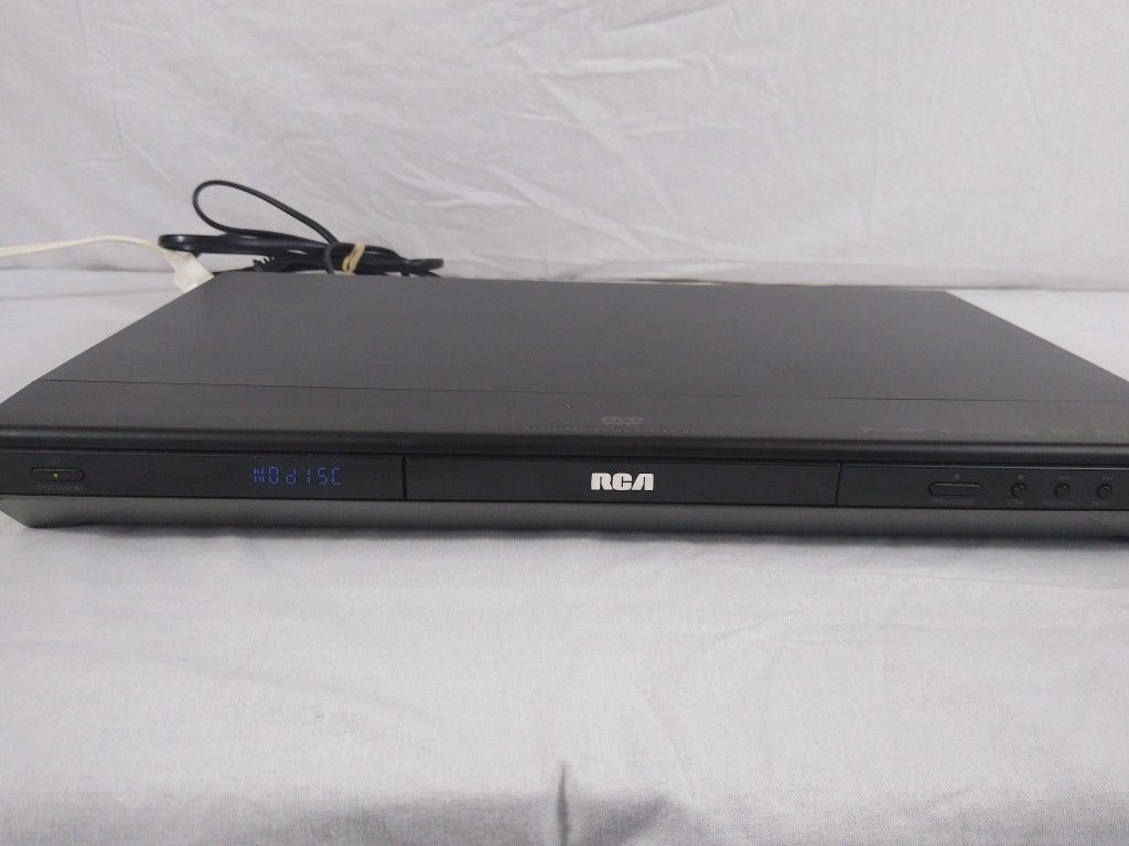 RCA DRC232N DVD/Video CD/CD Player ClearPlay Digital Photoview MP3 Dolby Digital