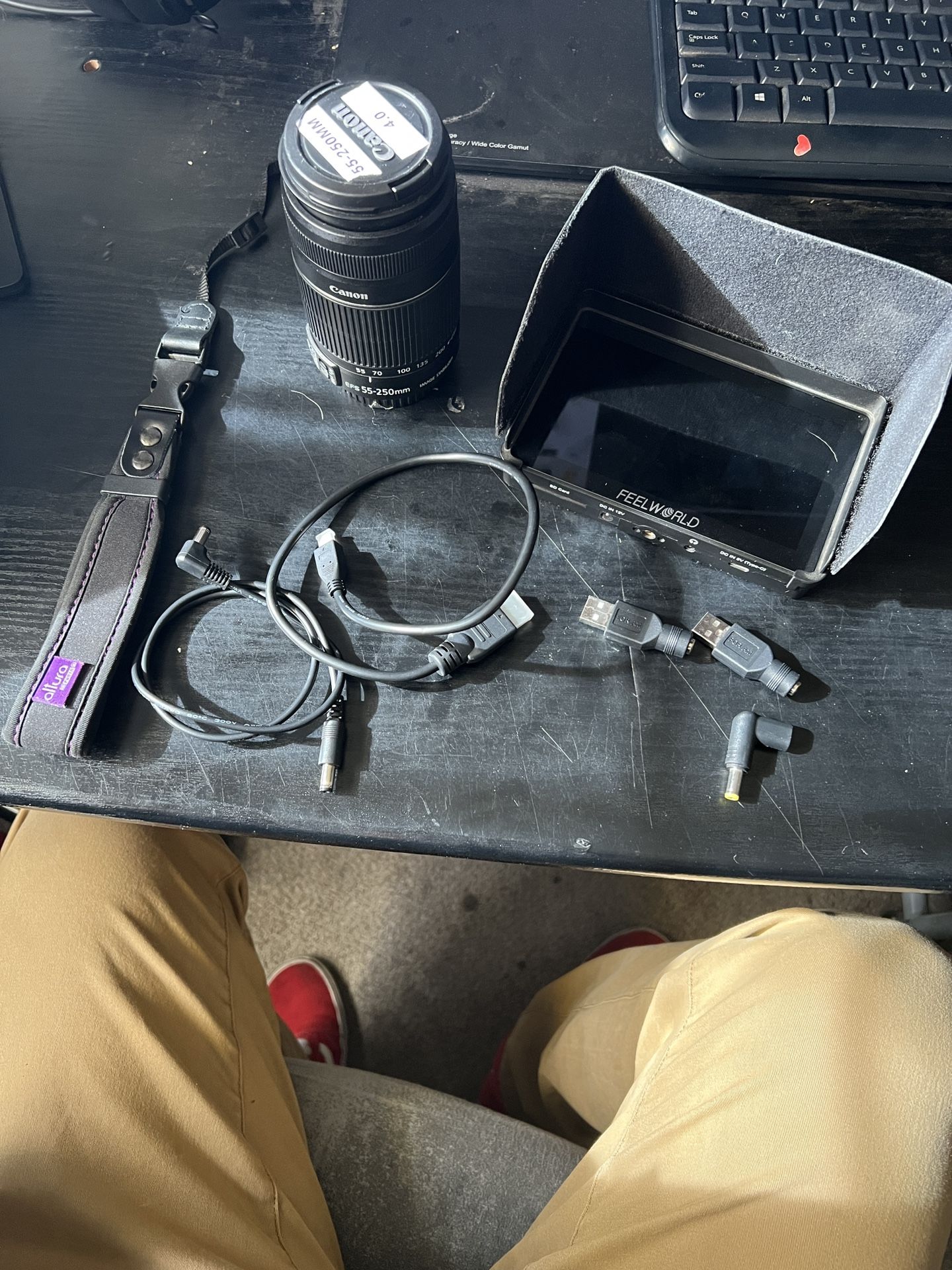 Feelworld Monitor & Extras