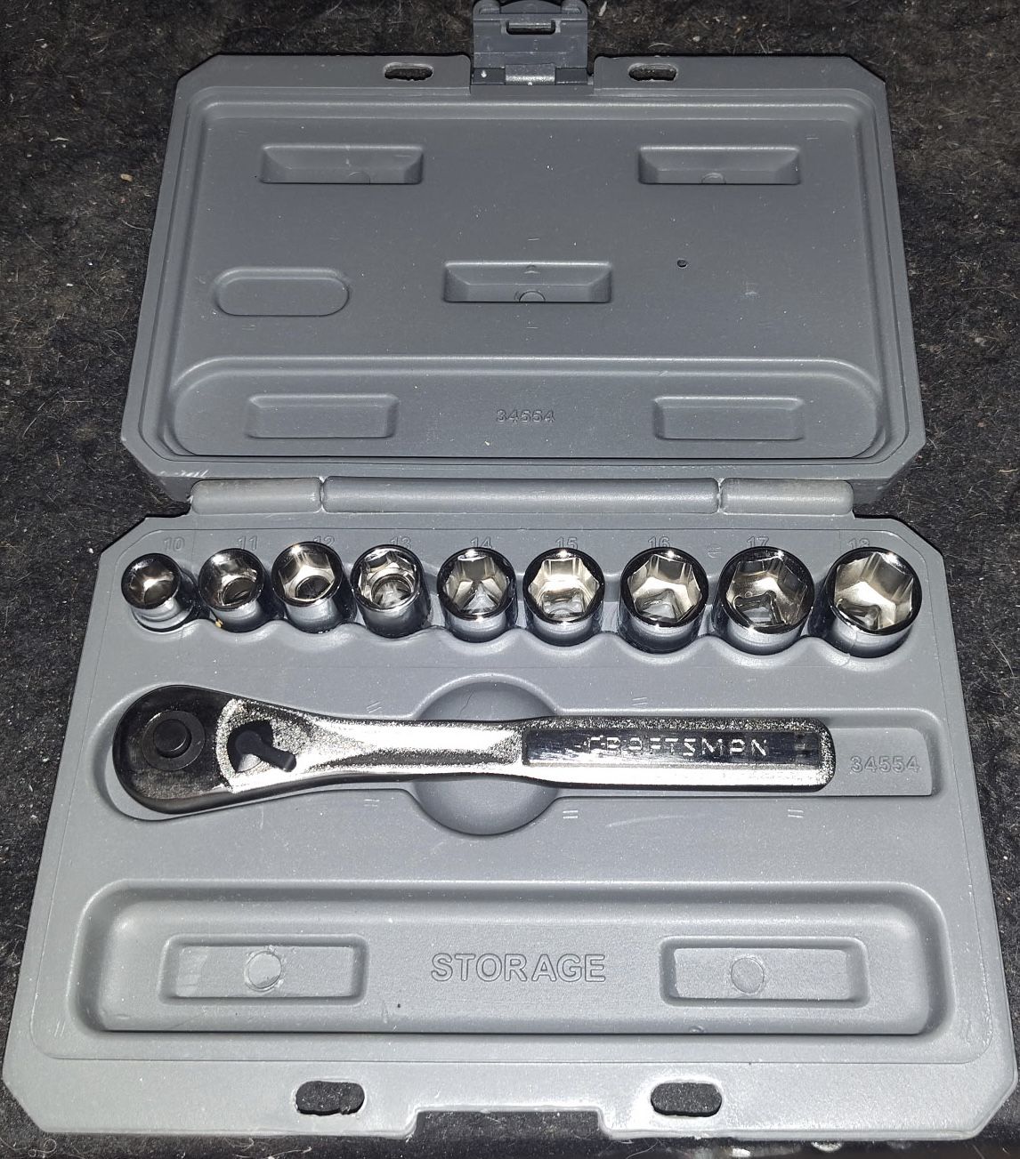 Craftsman Set Of 9 Sockets and 1 Ratchet