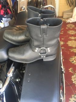 Motorcycle boots