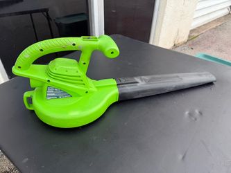 Greenworks 180 MPH Corded Electric Leaf Blower! Works great!