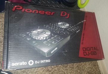 Pioneer micro portable light weight turn tables