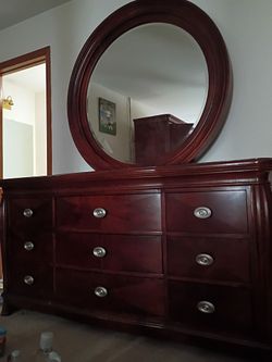 COLLEZIONE EUROPA Cherry Contemporary Traditional Style Double Dresser
With Mirror