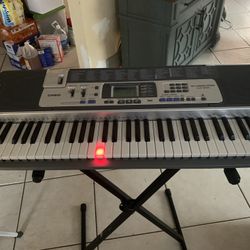  Casio lk100 lighted keyboard 