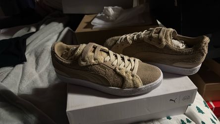 Puma sneakers