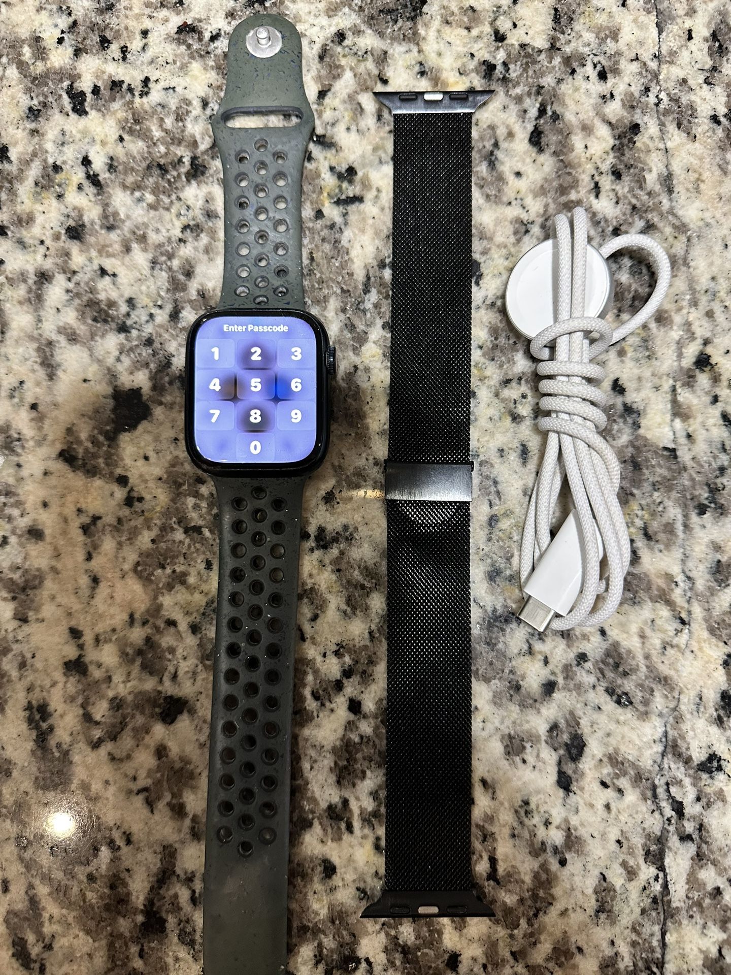 Apple Watch Series 9 GPS + Cellular, 45mm
