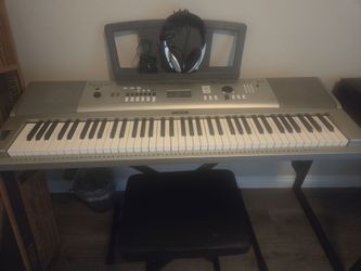 Yamaha portable grand YPG-235 piano