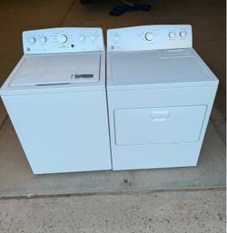 Kenmore washer and dryer laundry set