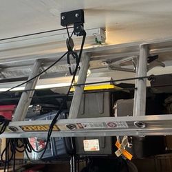 Dewalt 20’ Extension Ladder 