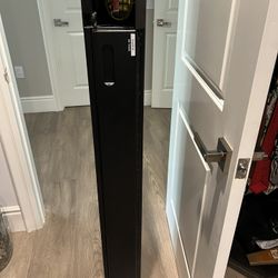 Gun & Rifle Safe  Fits Under Bed