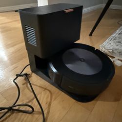 iRobot Roomba J7+