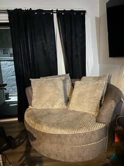 Oversized Round Sofa