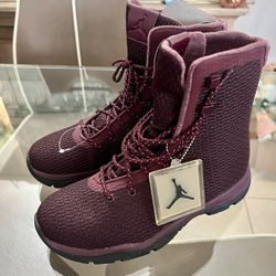 Air Jordan Future Boot 'Night Maroon' 