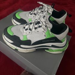 Balenciaga Triple S